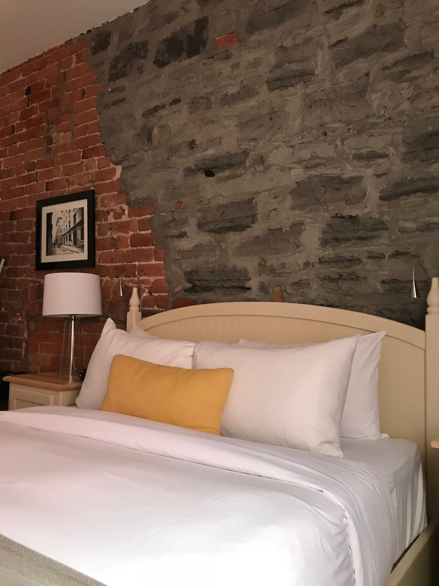 Auberge Saint-Pierre Quebec City Exterior photo